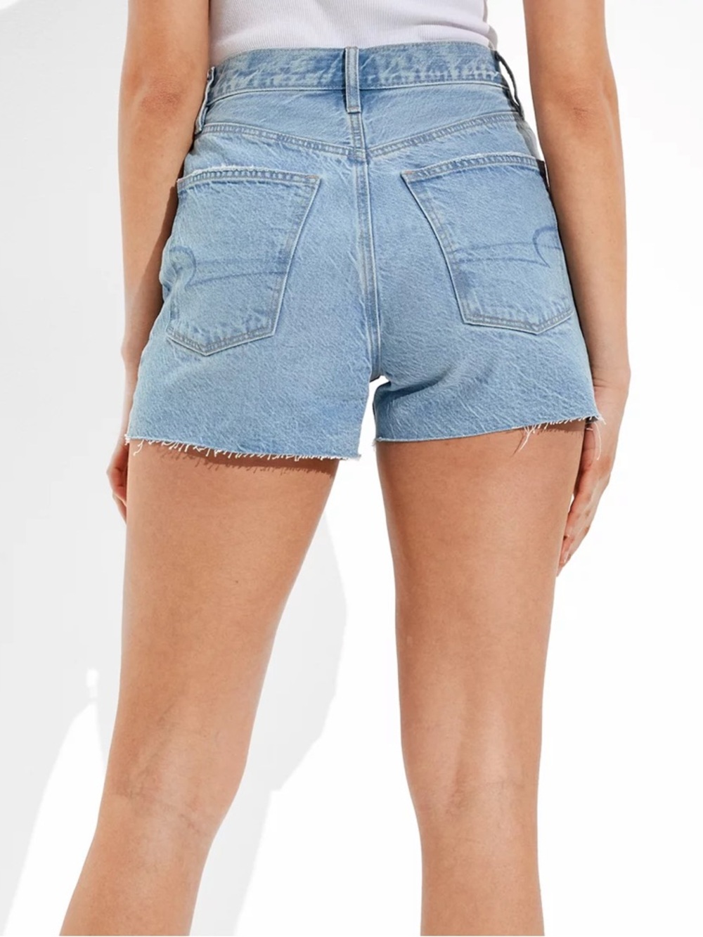 AMERICAN EAGLE | Highest Rise 90s Boyfriend Short - Size 6 - Picture 2 of 11